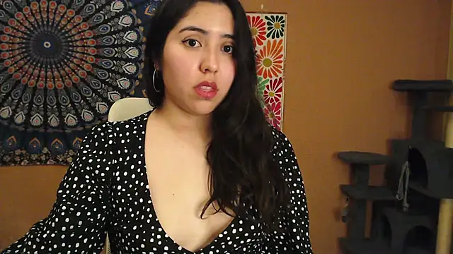 IntimateTales online show from 01-05-25, 08:10