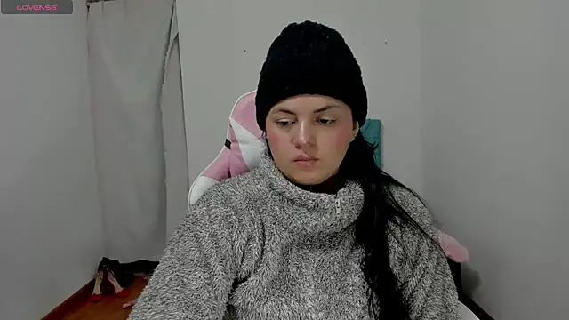 Snapshot of Anal_Milky_Momma chatting on 03-13-25, 10:21 Anal Milky Momma online show from 03-13-25, 10:21