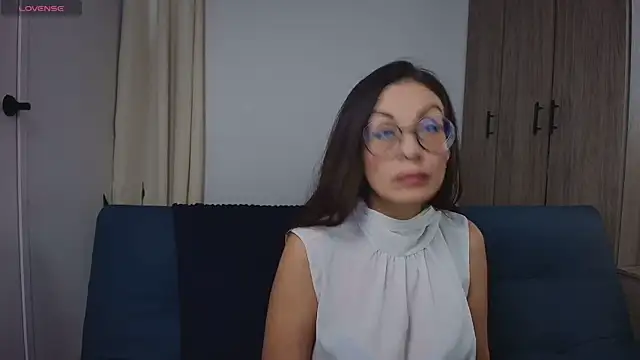 Swetisabella01 online show from 07-21-26, 03:36