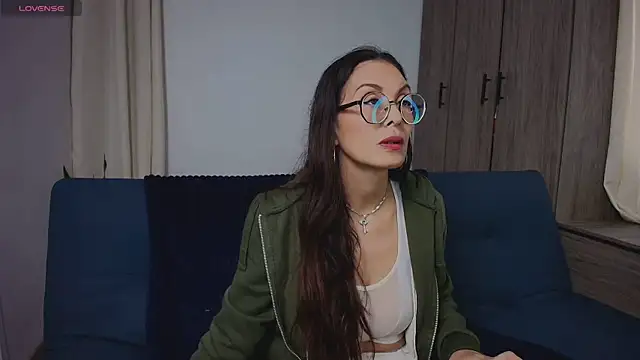 Swetisabella01 online show from 07-26-26, 08:49