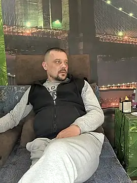 DanielOhCool online show from 03-18-25, 11:52