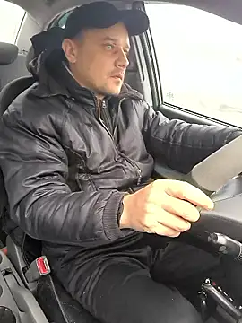 Snapshot of DanielOhCool chatting on 01-07-26, 12:18 DanielOhCool online show from 01-07-26, 12:18