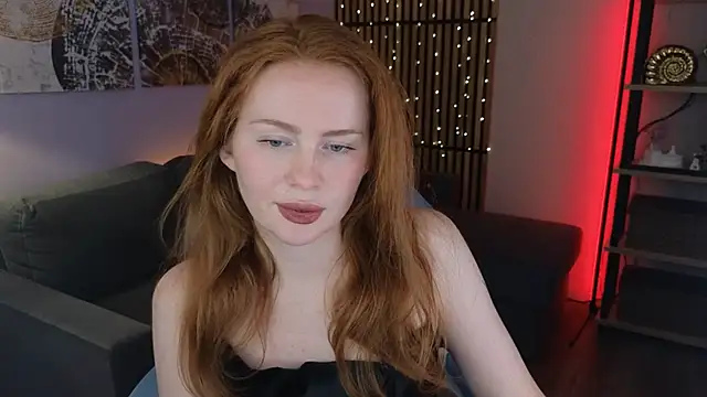 Snapshot of GingerArin chatting on 11-14-25, 10:58 GingerArin online show from 11-14-25, 10:58