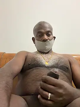 Snapshot of strongguyindia chatting on 01-31-26, 08:18 strongguyindia online show from 01-31-26, 08:18