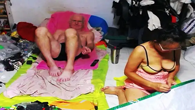 1CuteAndSexy69 online show from 03-20-25, 12:30