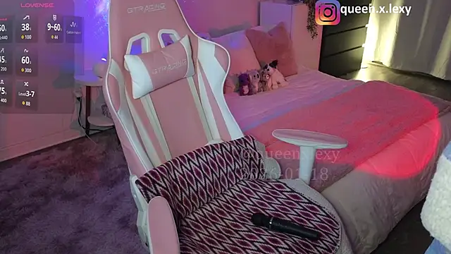 Snapshot of queenxlexy chatting on 01-18-26, 09:51 queenxlexy online show from 01-18-26, 09:51