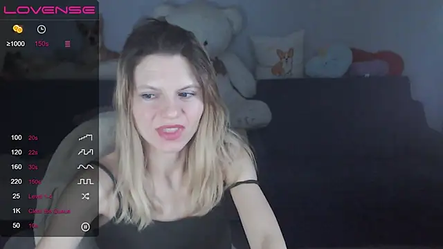 Snapshot of night_is_dark chatting on 01-21-25, 11:02 night is dark online show from 01-21-25, 11:02