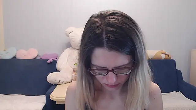 night is dark online show from 11-21-25, 09:13