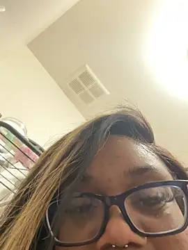 Teila21 online show from 04-27-26, 11:47