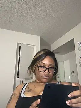 Teila21 online show from 04-29-26, 12:05