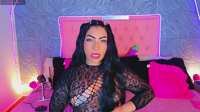 Snapshot of macasweet chatting on 10-03-25, 10:40 macasweet online show from 10-03-25, 10:40