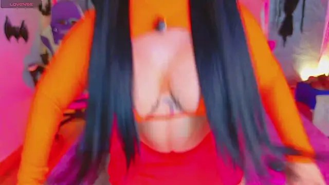 Snapshot of macasweet chatting on 10-14-25, 09:04 macasweet online show from 10-14-25, 09:04