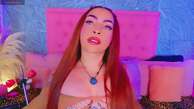 Snapshot of macasweet chatting on 02-12-26, 06:47 macasweet online show from 02-12-26, 06:47