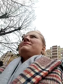 Snapshot of LizaCakes chatting on 03-13-25, 12:13 LizaCakes online show from 03-13-25, 12:13