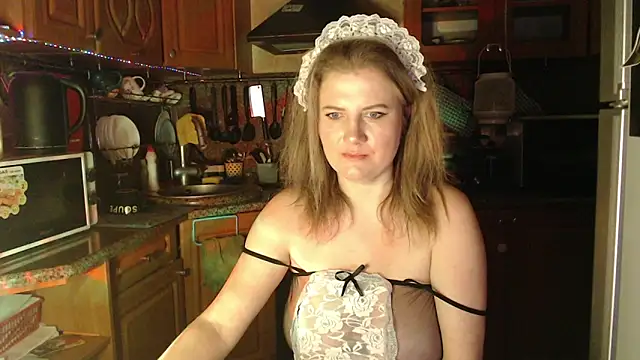 Snapshot of LizaCakes chatting on 03-20-25, 02:53 LizaCakes online show from 03-20-25, 02:53