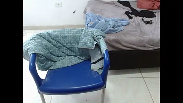 keyklin1 online show from 11-01-25, 01:02