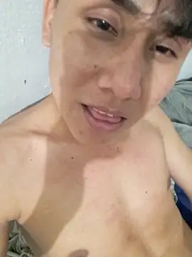 Snapshot of Carrington- chatting on 10-11-25, 03:28 Carrington- online show from 10-11-25, 03:28