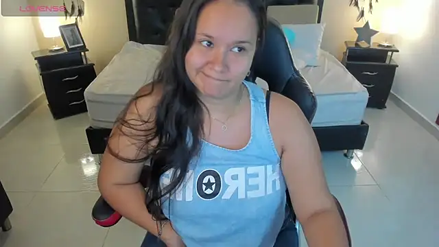 emily lovexx online show from 09-09-25, 08:19