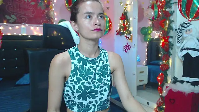 NicoleSantana online show from 12-15-25, 10:14