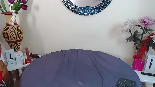NicoleSantana online show from 06-11-26, 09:02