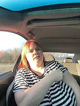 Snapshot of Model9798 chatting on 02-25-25, 02:11 Model9798 online show from 02-25-25, 02:11