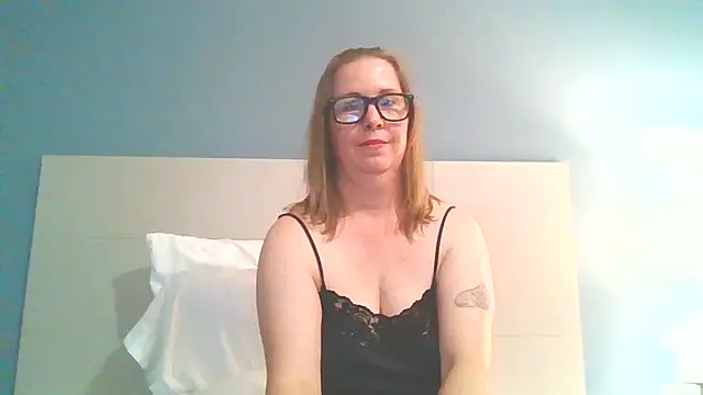 Snapshot of SweetandNaughty1 chatting on 12-12-24, 02:59 SweetandNaughty1 online show from 12-12-24, 02:59
