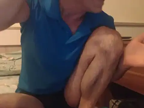 Snapshot of yvesstorm1 chatting on 12-13-24, 08:58 yvesstorm1 online show from 12-13-24, 08:58