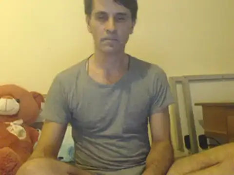 Snapshot of yvesstorm1 chatting on 03-11-25, 02:40 yvesstorm1 online show from 03-11-25, 02:40