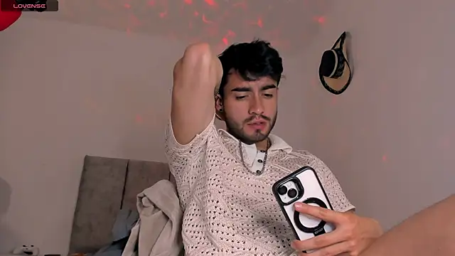 Snapshot of aydan_hw chatting on 03-18-25, 06:37 aydan hw online show from 03-18-25, 06:37