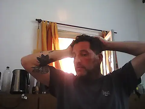 Reload 033 online show from 04-24-26, 02:41