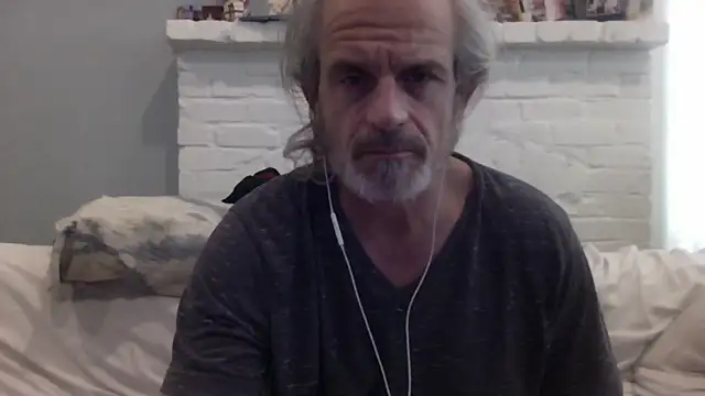 Snapshot of readyforfunxxx chatting on 09-15-25, 03:23 readyforfunxxx online show from 09-15-25, 03:23