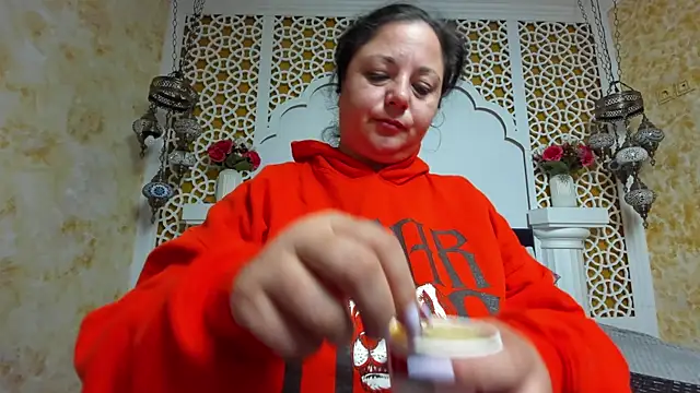 AleshaArabian online show from 10-15-25, 02:33