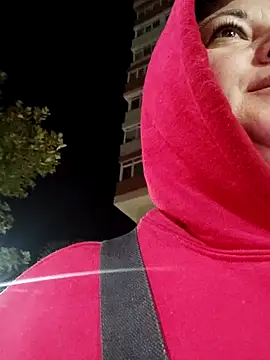 AleshaArabian online show from 10-20-25, 02:34