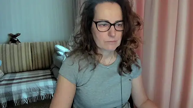 lauraoven online show from 03-14-26, 08:31