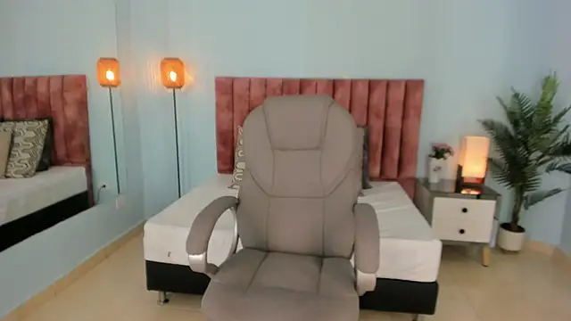 Snapshot of tati_saldarriaga chatting on 02-05-26, 02:22 tati saldarriaga online show from 02-05-26, 02:22