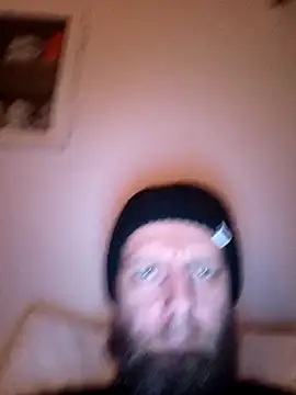 Snapshot of Kw8585kw chatting on 01-05-26, 07:28 Kw8585kw online show from 01-05-26, 07:28