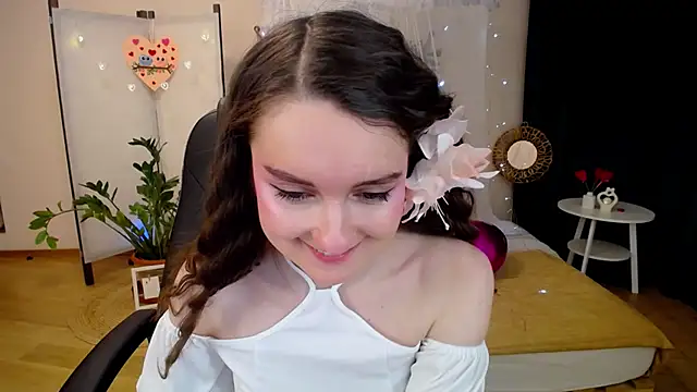 CloudGrace online show from 02-14-25, 06:19