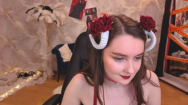 CloudGrace online show from 10-27-25, 06:12