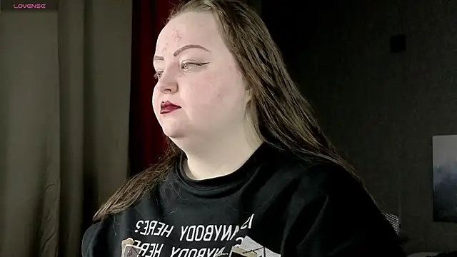 Snapshot of EMMA__CONNOR chatting on 11-29-25, 10:13 EMMA CONNOR online show from 11-29-25, 10:13