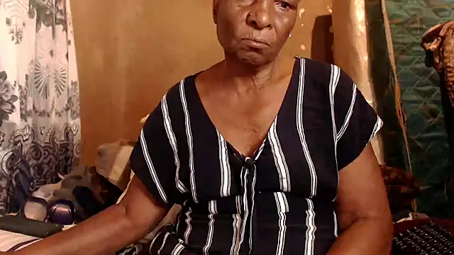 Snapshot of NaughtyGranny chatting on 02-15-26, 08:49 NaughtyGranny online show from 02-15-26, 08:49