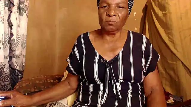 Snapshot of NaughtyGranny chatting on 07-14-26, 07:41 NaughtyGranny online show from 07-14-26, 07:41