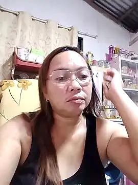 Snapshot of asianwet4u chatting on 02-02-25, 02:45 asianwet4u online show from 02-02-25, 02:45