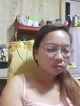 Snapshot of asianwet4u chatting on 02-04-25, 08:38 asianwet4u online show from 02-04-25, 08:38