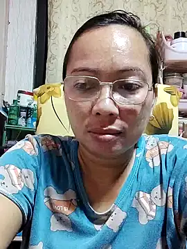 Snapshot of asianwet4u chatting on 02-05-25, 09:07 asianwet4u online show from 02-05-25, 09:07