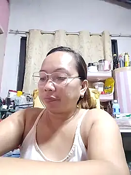 Snapshot of asianwet4u chatting on 02-11-25, 01:20 asianwet4u online show from 02-11-25, 01:20