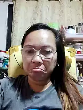 Snapshot of asianwet4u chatting on 02-12-25, 09:11 asianwet4u online show from 02-12-25, 09:11