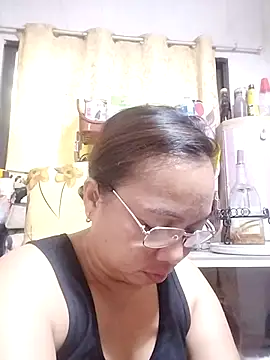 Snapshot of asianwet4u chatting on 02-17-25, 03:47 asianwet4u online show from 02-17-25, 03:47