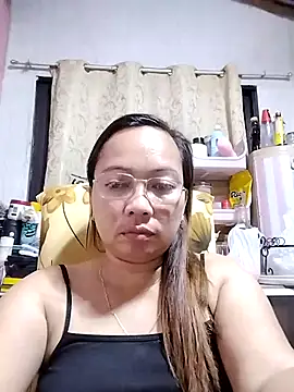 Snapshot of asianwet4u chatting on 02-21-25, 10:17 asianwet4u online show from 02-21-25, 10:17