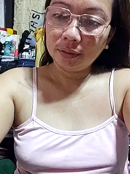 Snapshot of asianwet4u chatting on 02-23-25, 09:37 asianwet4u online show from 02-23-25, 09:37