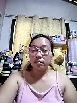 Snapshot of asianwet4u chatting on 02-26-25, 01:53 asianwet4u online show from 02-26-25, 01:53